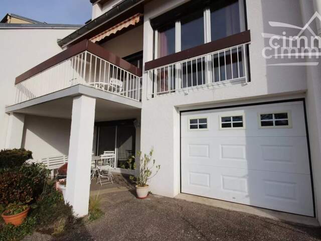 BEAU VOLUME MAISON 4 CHAMBRES LA FOUILLOUSE — photo du bien