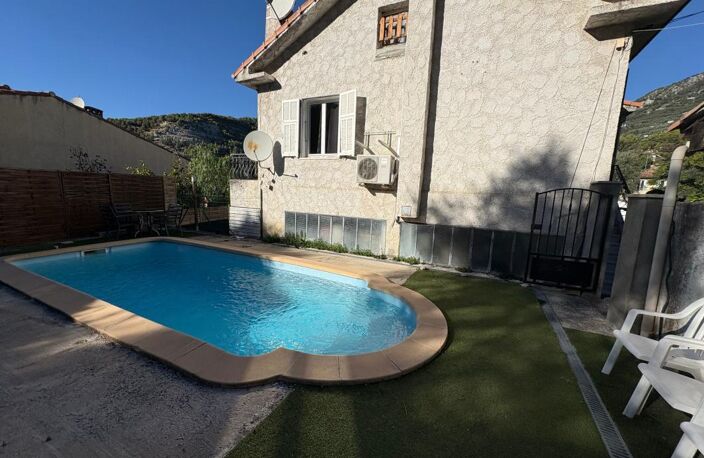 Maison À Vendre à PEILLE 6 pièces 130 m2 piscine + studio indépendant terrain 946 m2 — photo 2