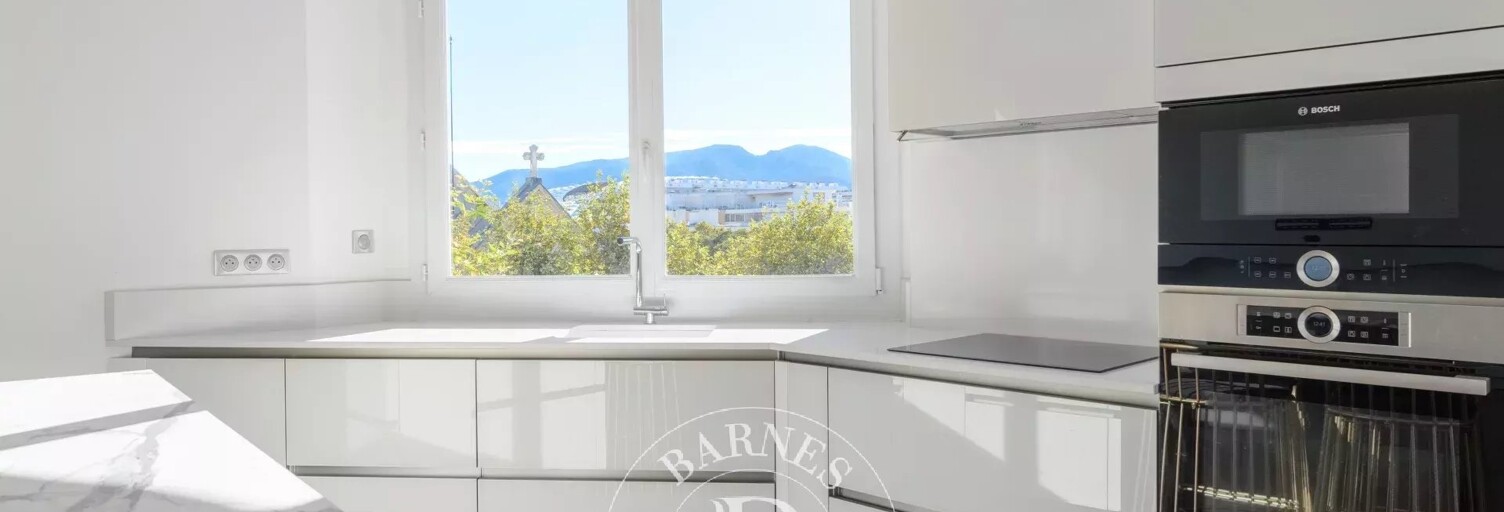 Appartement 3 Pièces 72 m² à vendre à Marseille 8 (13008)