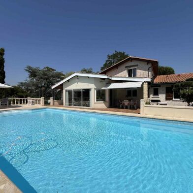 Maison 6 pièces 472500 €