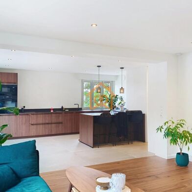 Appartement 4 pièces 269000 €