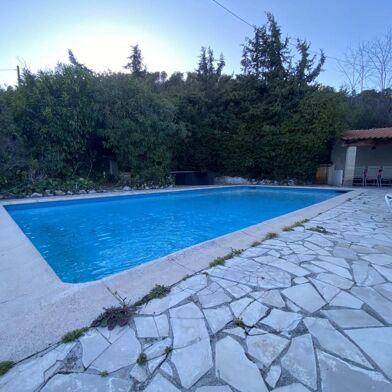 Maison 5 pièces 749000 €