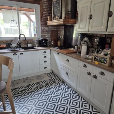 Appartement 1 pièces 300 €