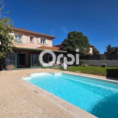 Maison 4 pièces 480000 €