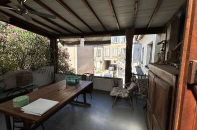 Immeuble  289750 €