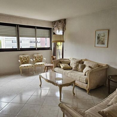 Appartement 3 pièces 215000 €