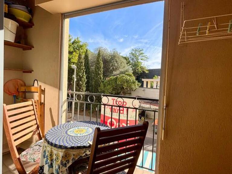 Appartement avec coin nuit et terrasse — photo 1