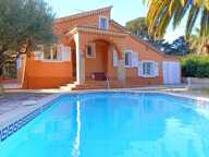 PROCHE DU BRUSC - VILLA DE CHARME AVEC PISCINE — photo 3