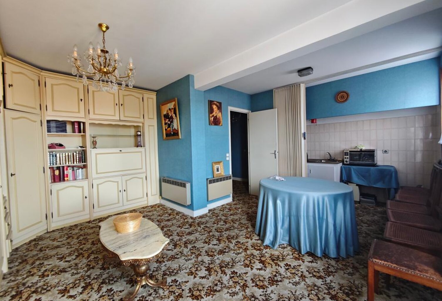 Appartement À Vendre — photo 1