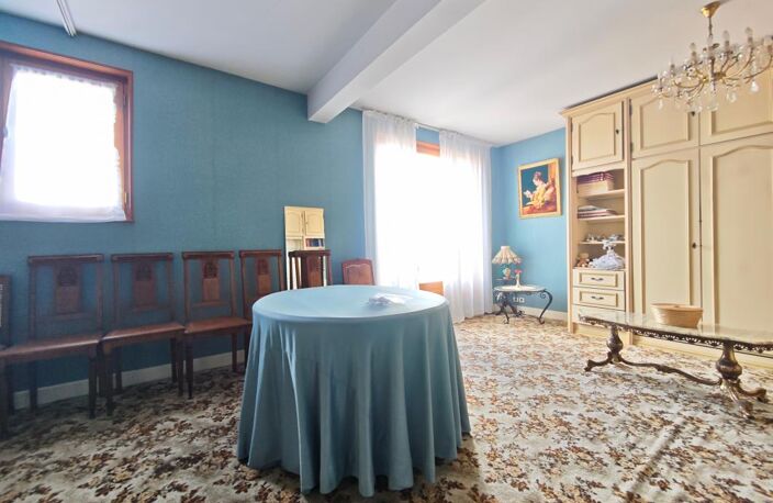 Appartement À Vendre — photo 2