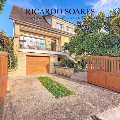 Maison 8 pièces 446000 €