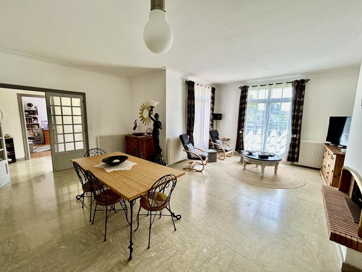 Villa / Maison  T6 à vendre Pau 64000