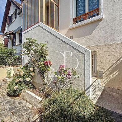 Maison 4 pièces 379600 €