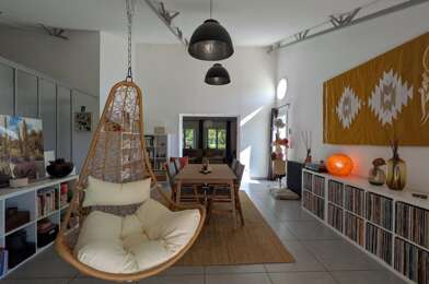 Maison 8 pièces 411000 €