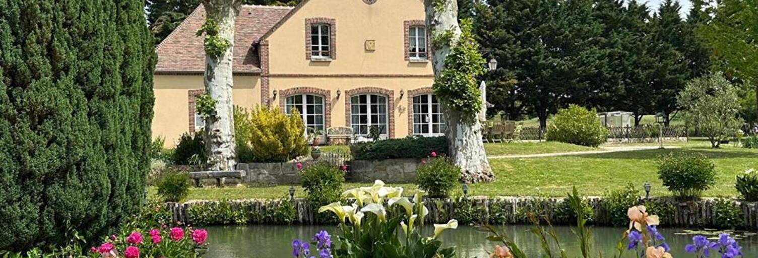 Maison 15 Pièces 490 m² à vendre à Saint-Germain-des-Prés (45220)