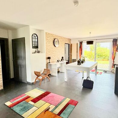 Maison 5 pièces 337900 €