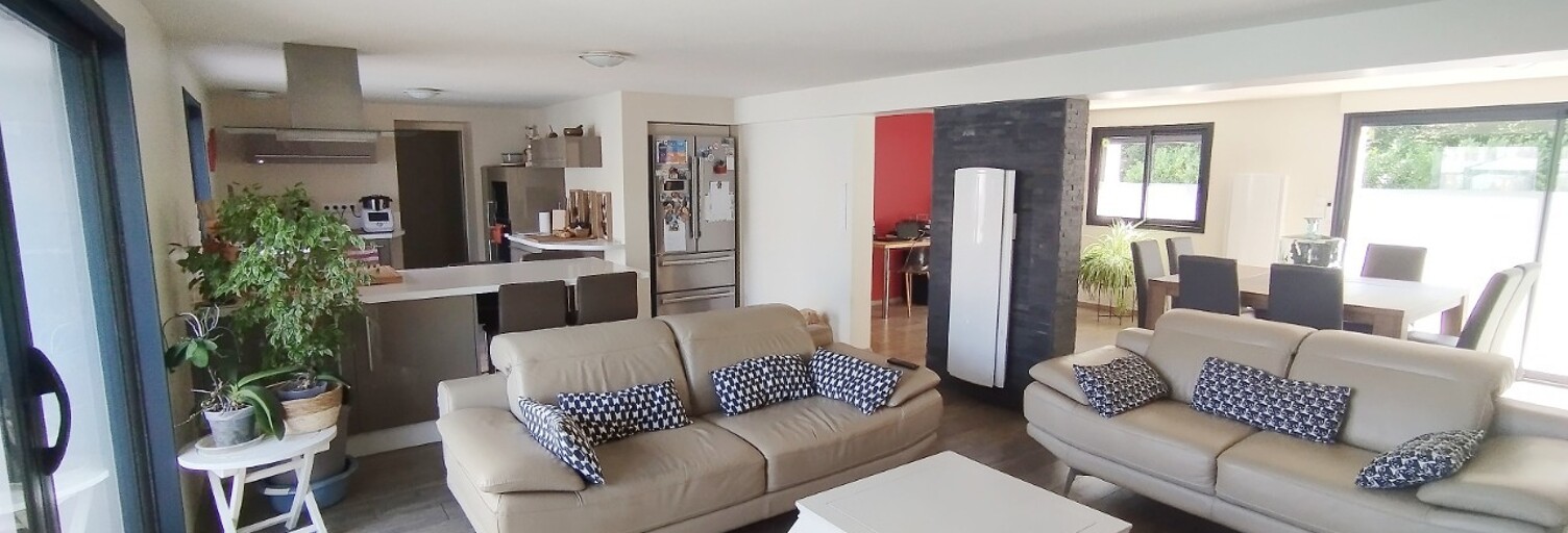 Maison 6 Pièces 147 m² à vendre à Couze-et-Saint-Front (24150)