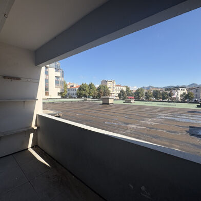 Appartement 4 pièces 980 €