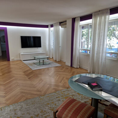 Appartement 3 pièces 296800 €