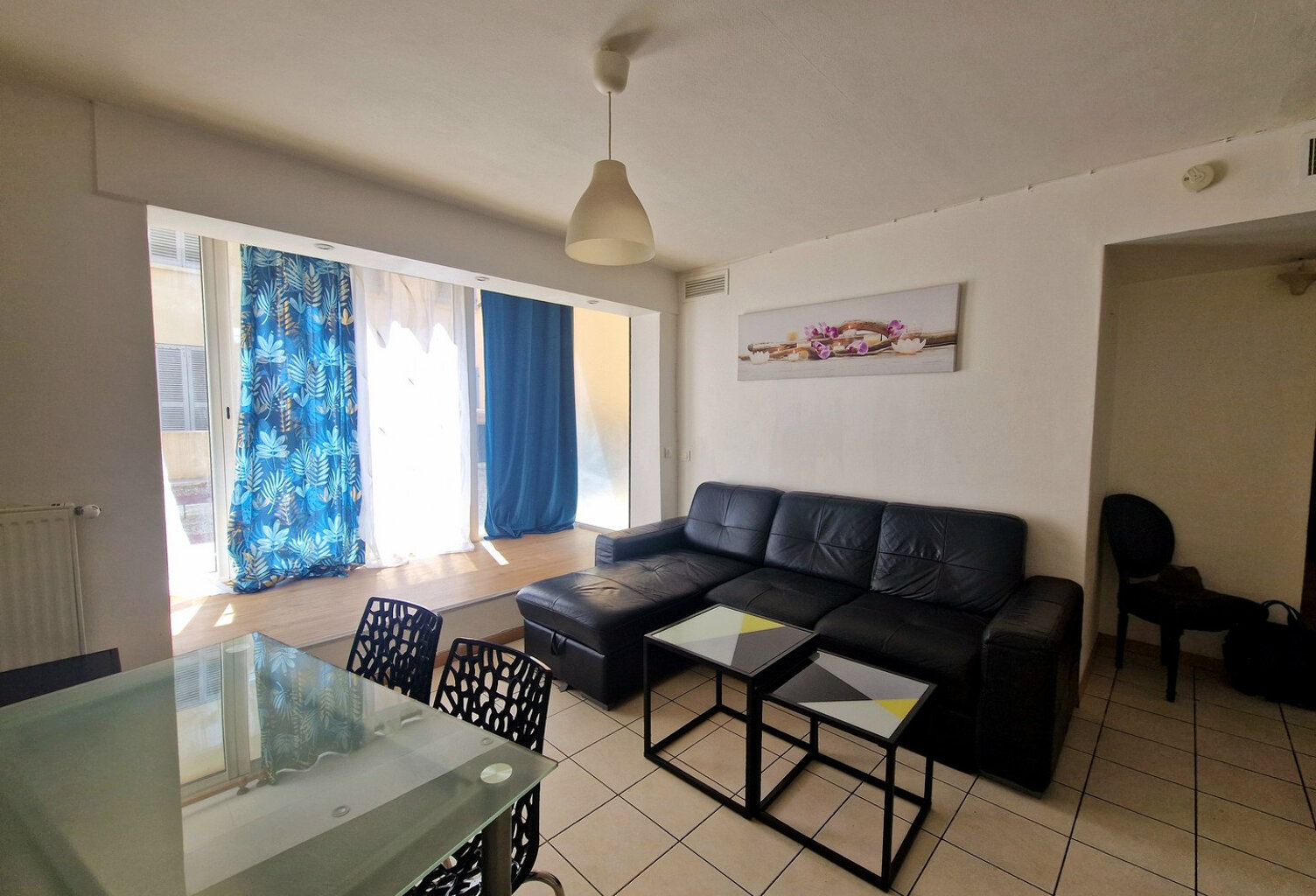 Toulon Haute-ville, T3 avec 2 chambres — photo 1