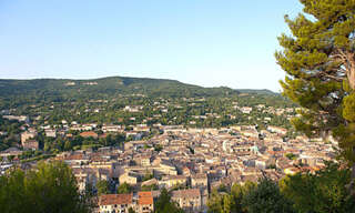 Local industriel 1 Pièce 58 m² à vendre à Apt (84400)