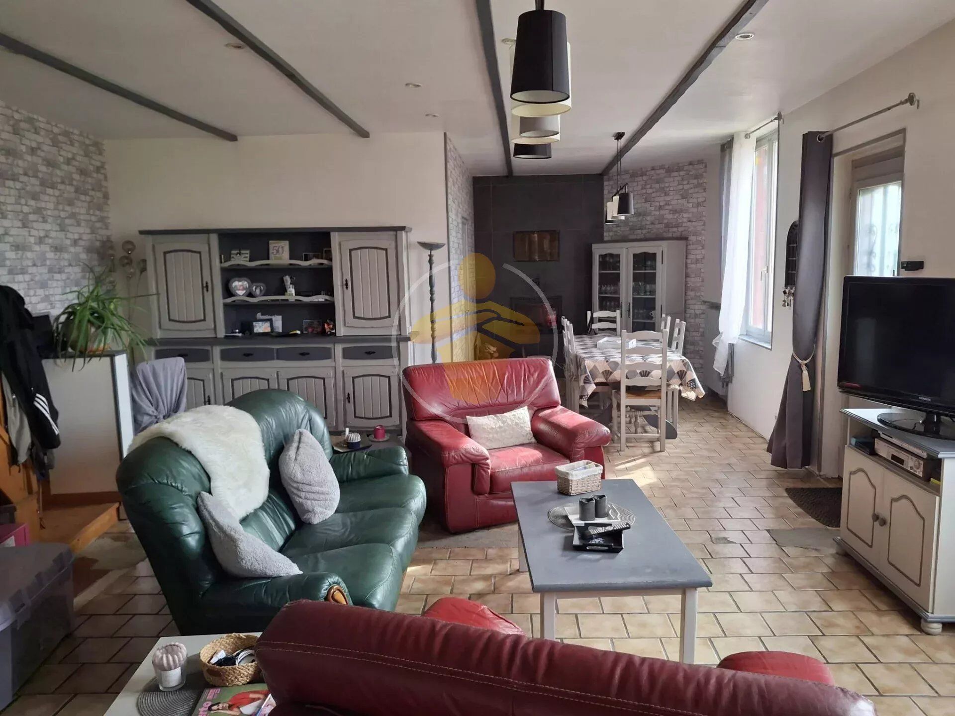 Maison 7 pièces 132 m² · à Vendeuil · 132 m² · 147 000 €
