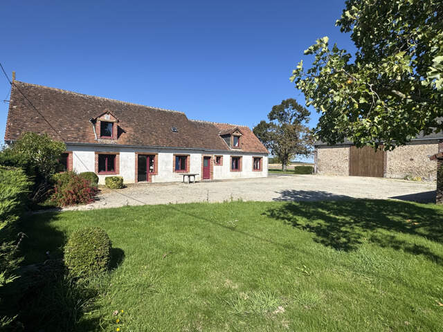 Belle maison familiale à vendre à Langey (Commune de Vald'Ye — photo du bien
