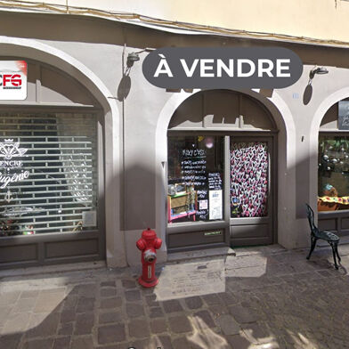 Commerce  212000 €