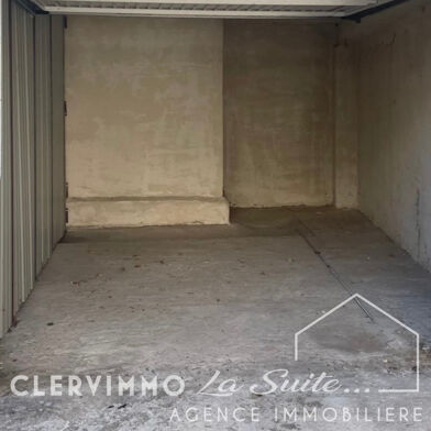 Garage  25000 €