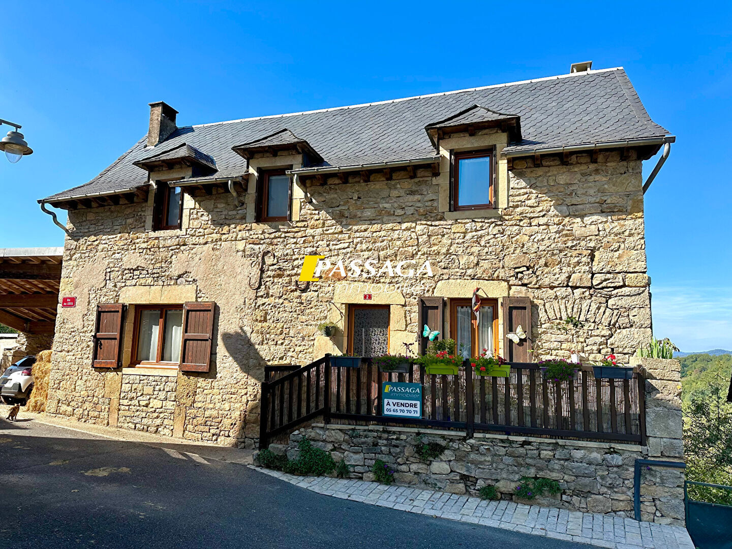 Villa / Maison  T4 à vendre Pierrefiche 12130