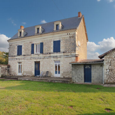 Maison 6 pièces 210940 €