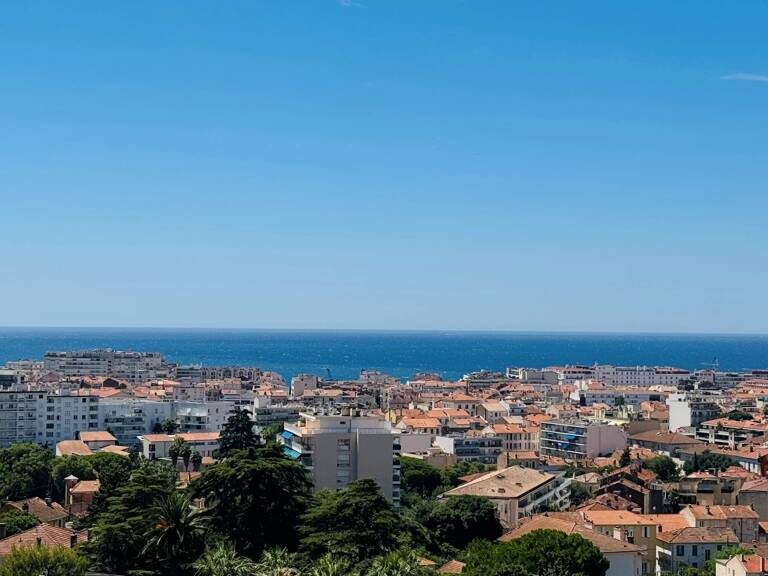 APPARTEMENT D'EXCEPTION 4 PIECES 147m² VUE MER PANORAMIQUE — photo 1