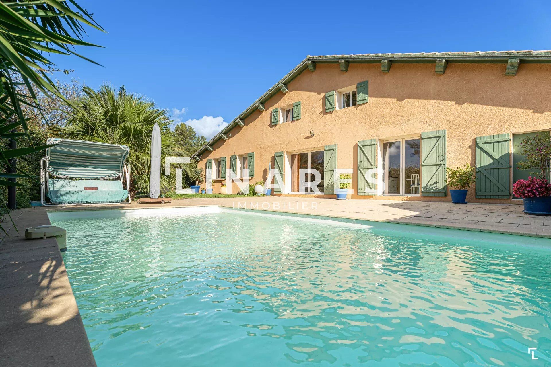 Villa / Maison  T5 à vendre Aubagne 13400