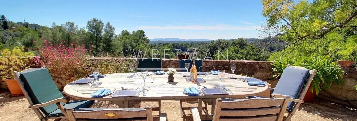 Maison 7 Pièces 236 m² à vendre à Callas (83830)