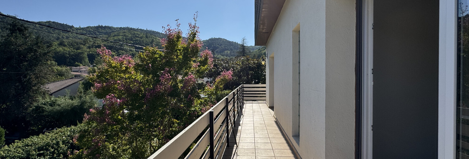 Maison 8 Pièces 226 m² à vendre à Royat (63130)