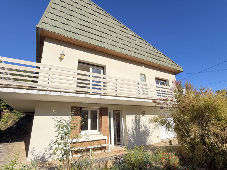 ROYAT - SECTEUR RÉSIDENTIEL - BELLE VILLA DE 226m2 — photo 1