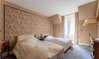 Maison 8 Pièces 300 m² à vendre à Lurcy (01090)