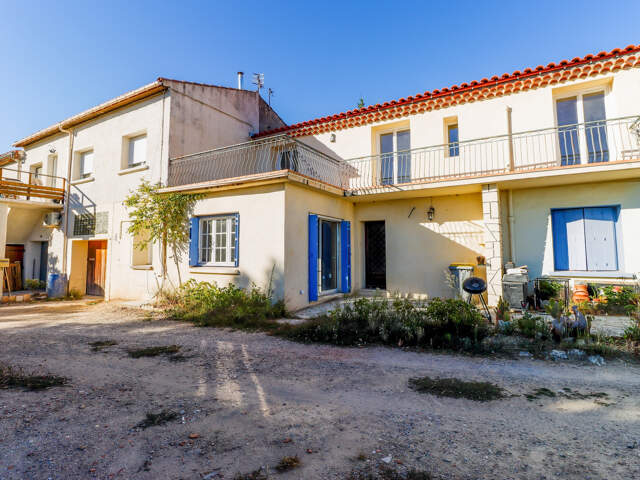 A vendre Maison de ville 3 chambres, garage, jardin à Pouzol — photo du bien