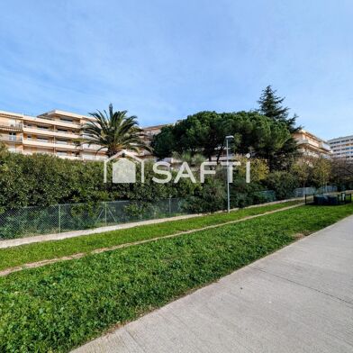 Appartement 4 pièces 431000 €