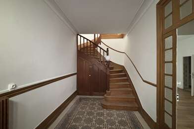 Maison 5 pièces 1700 €