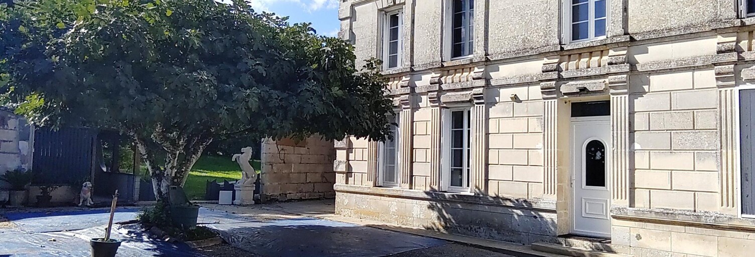 Maison 7 Pièces 198 m² à vendre à Saint-Léger (17800)