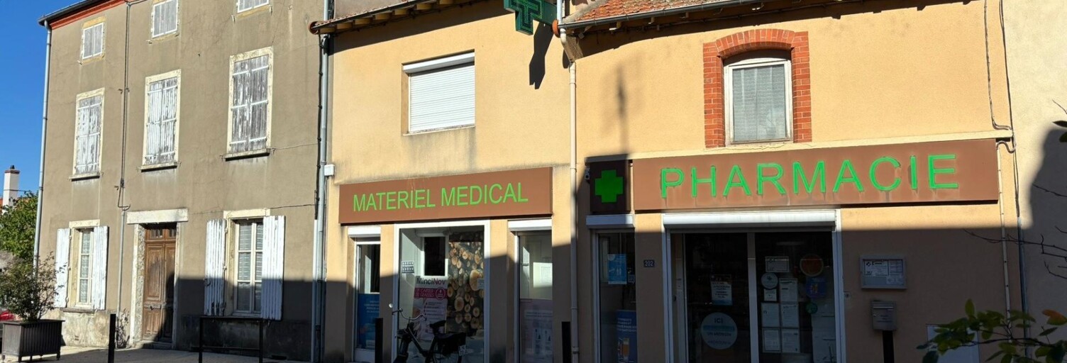 Immeuble  330 m² à vendre à La Pacaudière (42310)