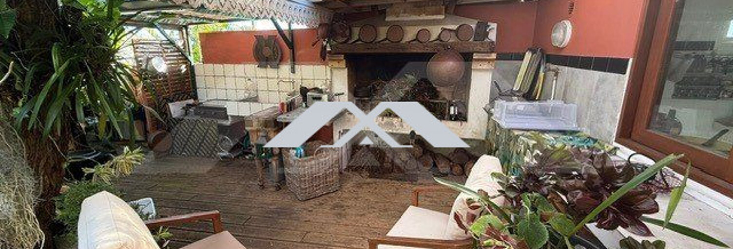 Maison 5 Pièces 200 m² à vendre à Saint-Joseph (97480)