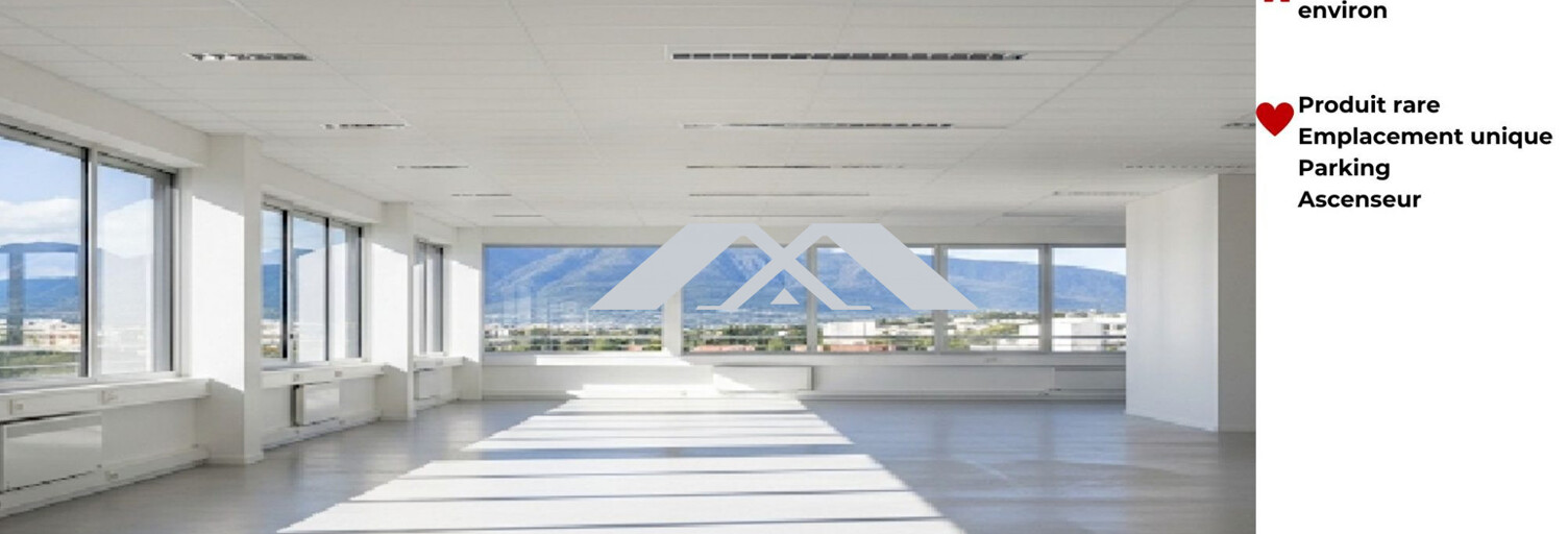 Bureau  700 m² à louer à Saint-Pierre (97410)