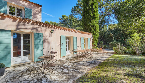 Villa / Maison 10 pièces  à vendre Aix-en-Provence 13100
