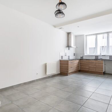 Appartement 4 pièces 145000 €