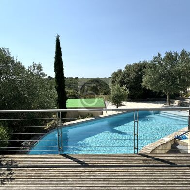 Maison 6 pièces 599000 €