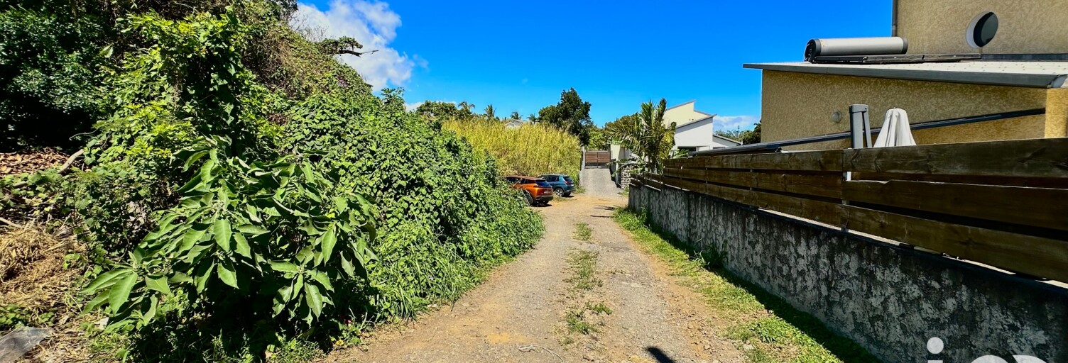 Terrain  946 m² à vendre à Le Tampon (97430)