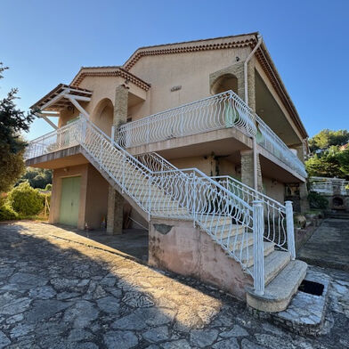 Maison 5 pièces 500000 €