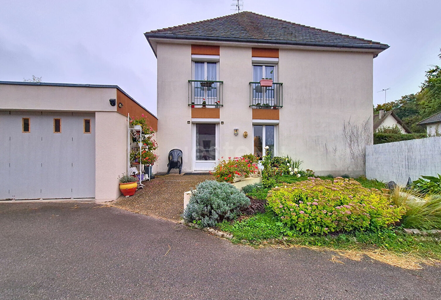 Appartement Lamorlaye 4 pièce(s) 79 m2 — photo 1